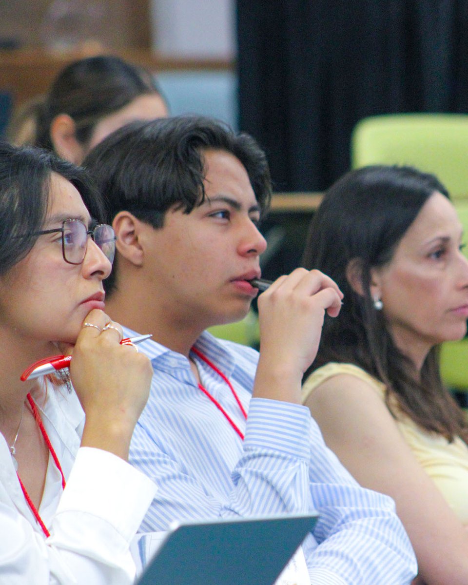 Tecnológico de Monterrey tweet media