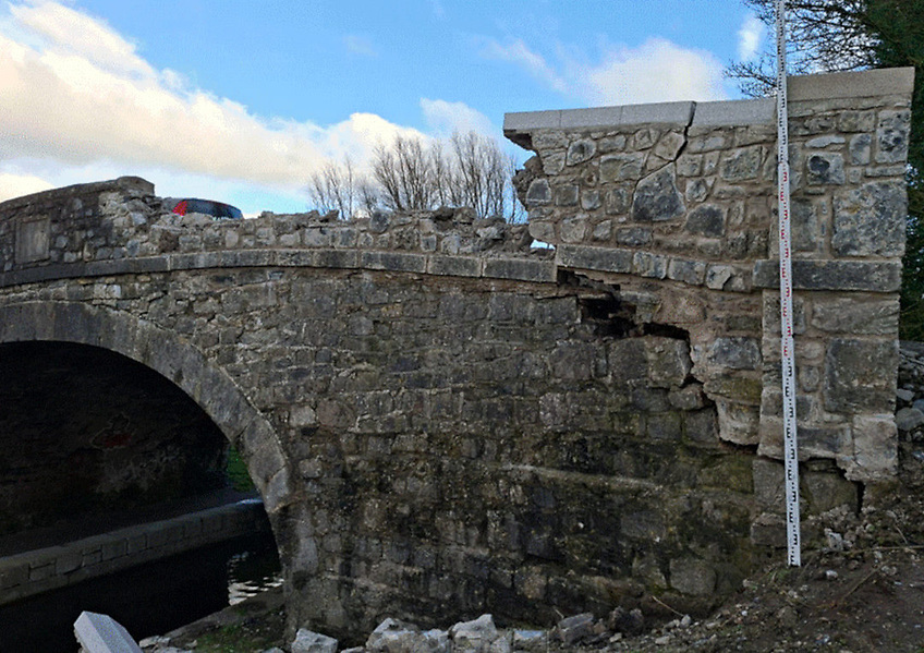 AfloatMagazine's tweet image. Grand Canal: 18th Level Reopened with Temporary Water Level Reduction afloat.ie/inland/inland-… #GrandCanal #Waterways #Navigation #Ireland #Travel