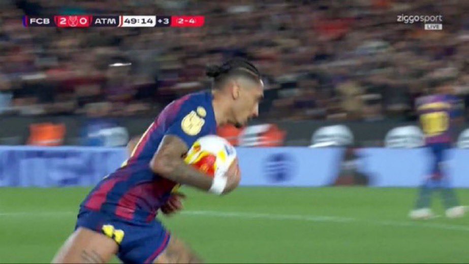 الله لايوفق برشلونه tweet media