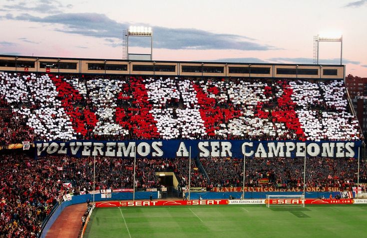 Por los chavales que no han visto a su Atleti en una final de copa

Por los dos años que nos quedamos a las puertas de pisarla

Por los que llevan la camiseta del Atleti pierdan o ganen

Por todos los que mañana seréis los finalistas de copa en clase

TE QUIERO ATLETI