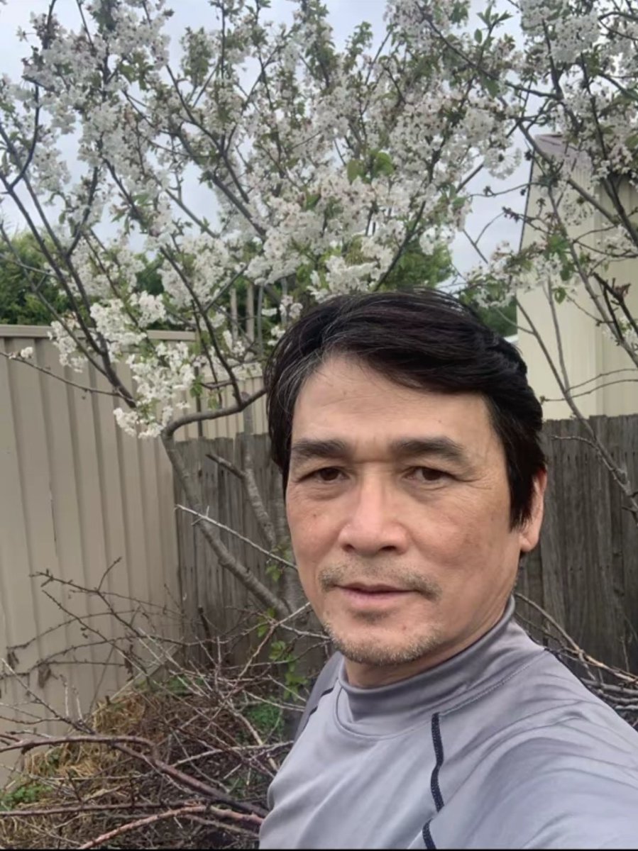 Yêu Trung Niên tweet media