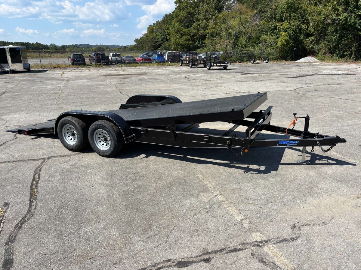 MaxbuiltTN's tweet photo. The ultimate in car hauling convenience:

- Full or partial tilt design available
- Two #AmericanMade easy-grease axles for 7K or 10K GVWR
- Stop/roll bar
- Gravity tilt action

See full #TiltTrailer specs: https://t.co/q3jsAQAvUK. 

40% off sale extended for a limited time! https://t.co/uBJgi1GzCu