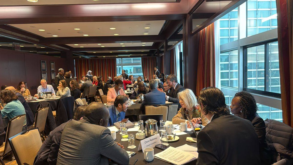 UNFPA Data and Analytics tweet media