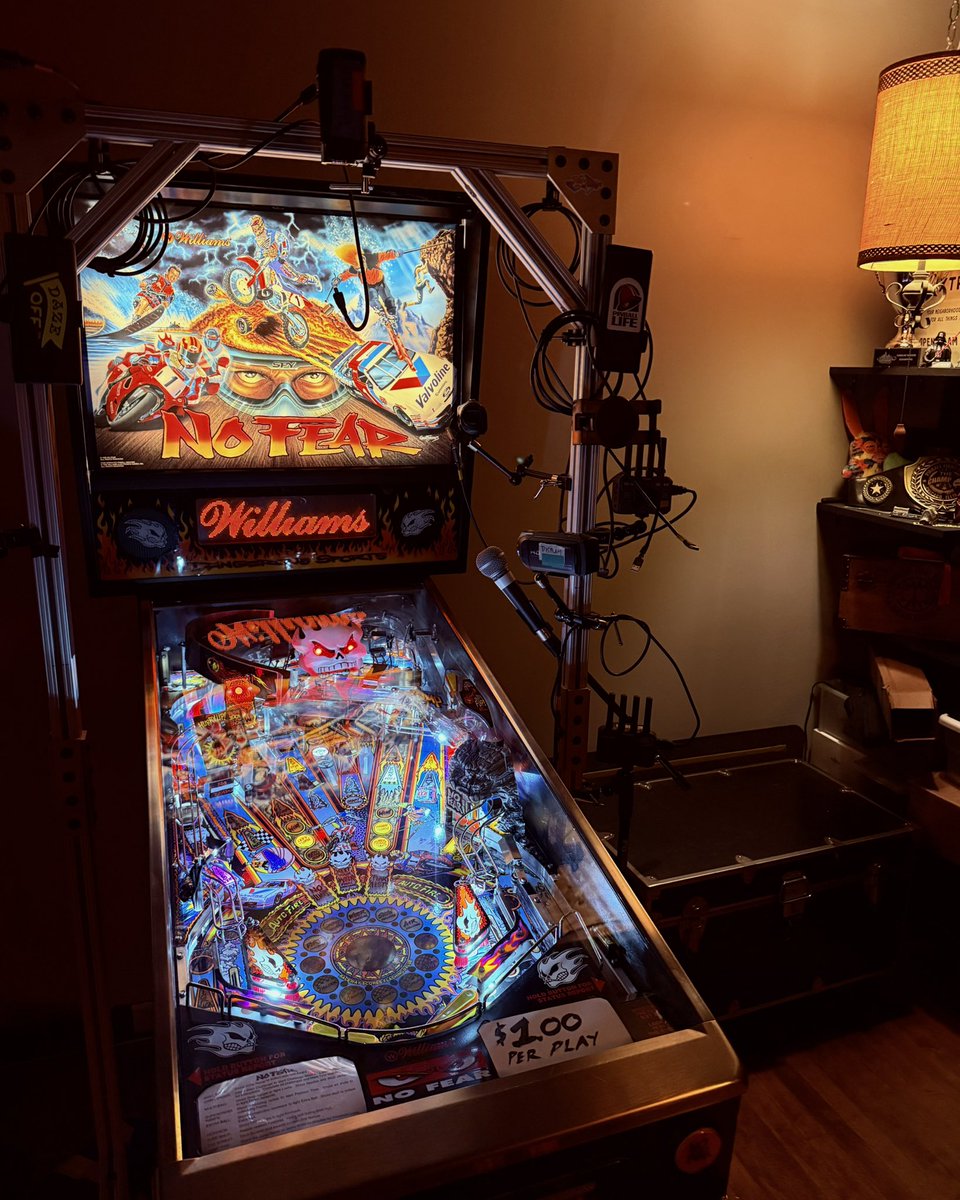 Logan Arcade tweet media