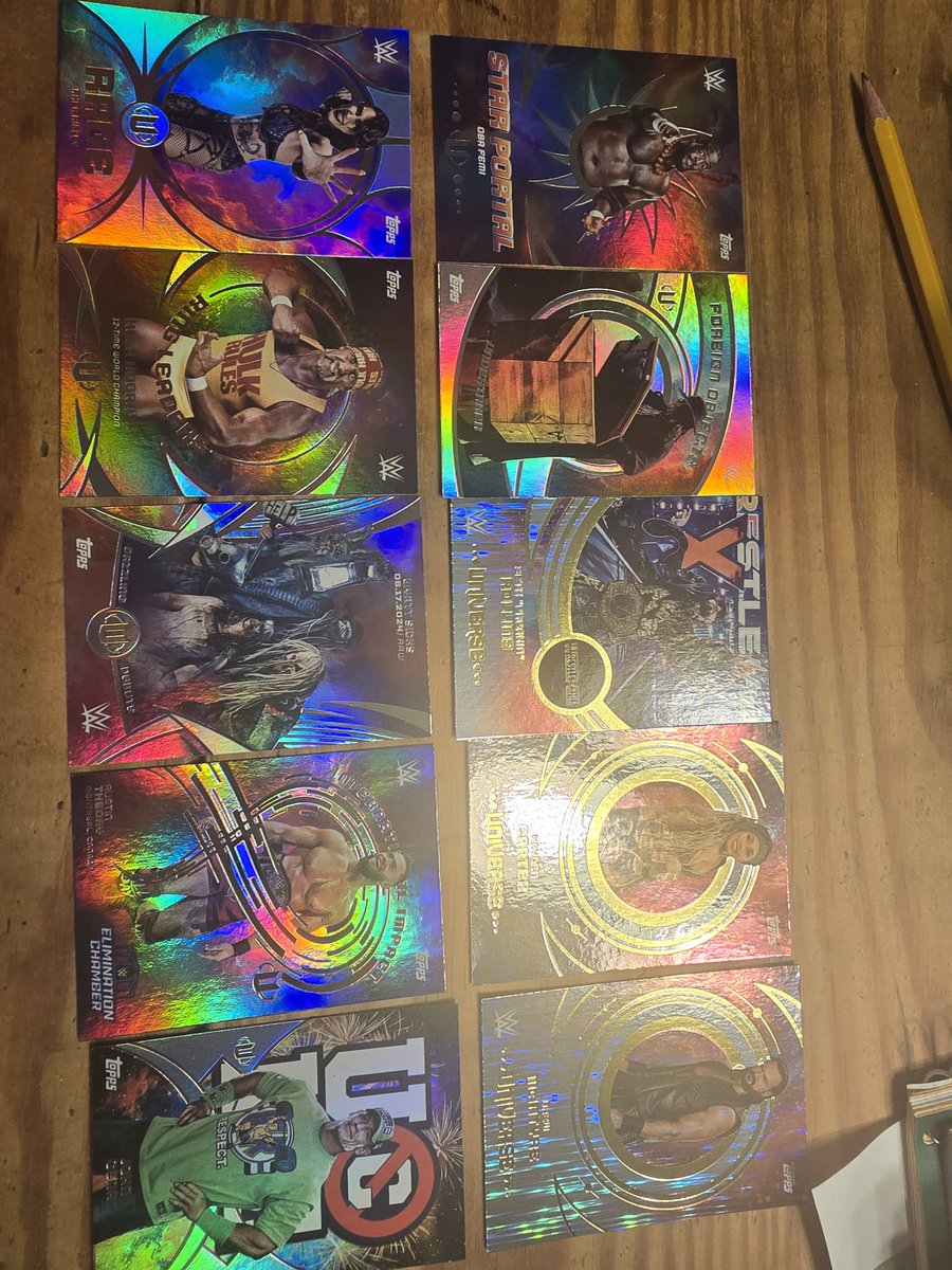 GraveAT's tweet photo. @TurnbuckleWorld These our the hits from our first Hobby box!! https://t.co/2BKyy7JaBK
