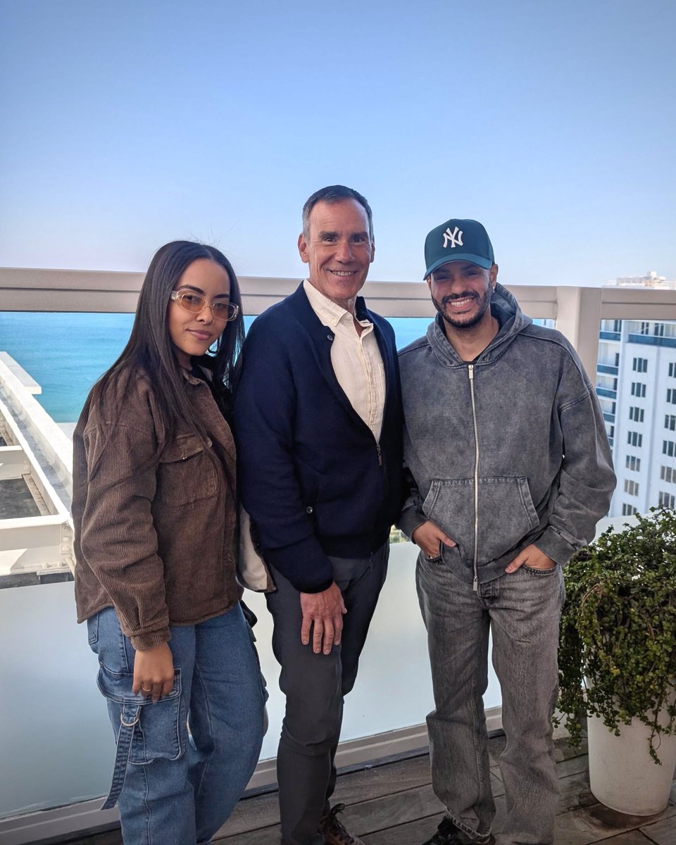 The Royalty Network tweet media