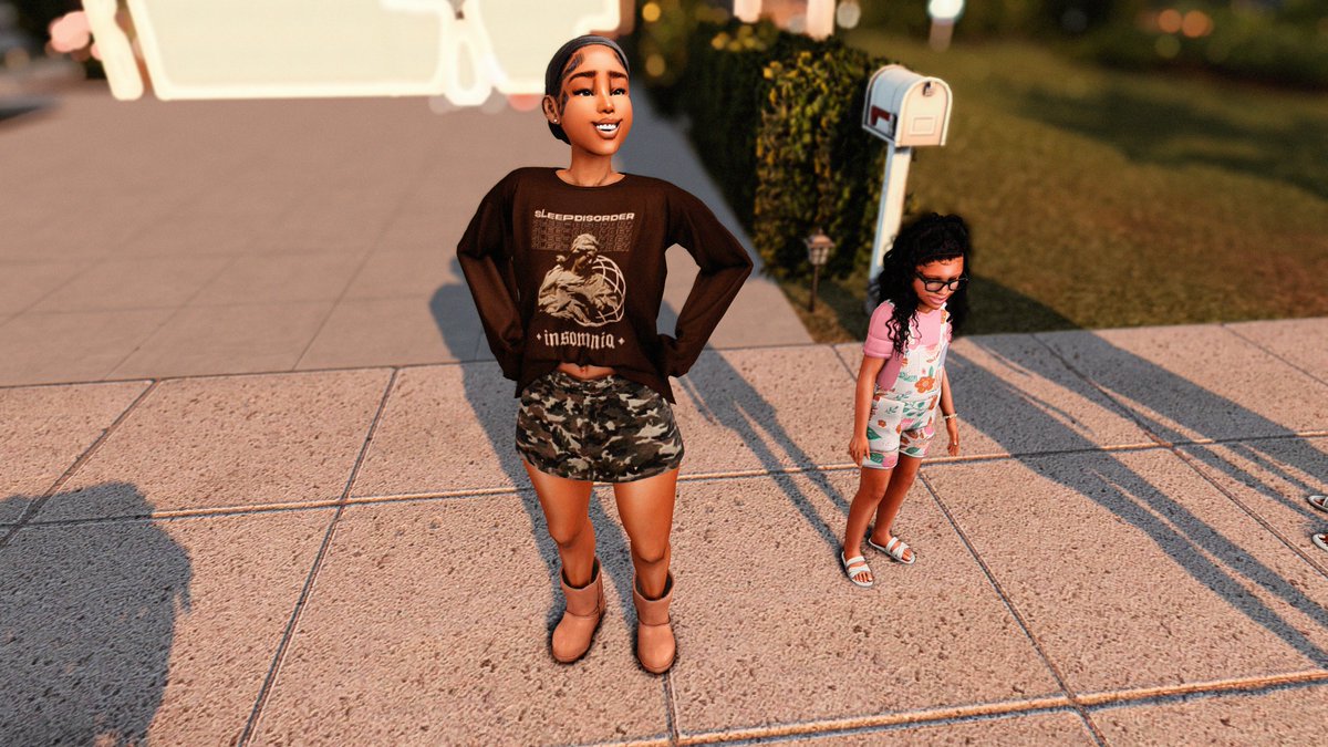 TyThaSimmer's tweet photo. love them already #TheMeeks #ShowUsYourSims https://t.co/6ERkF1GcrN