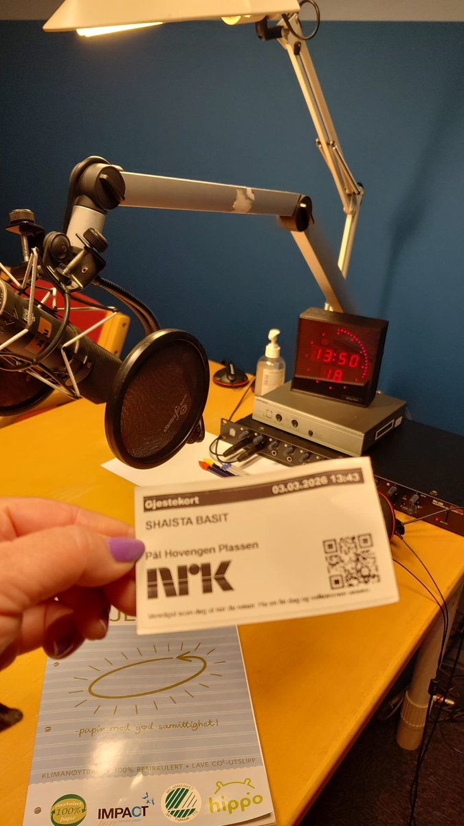 LajnaNorge's tweet photo. I dag var et av våre medlemmer med på radioinnspilling hos NRK om faste og ernæring!
#NRK #faste #ramadan #ernæring #lajnaimaillah https://t.co/Nw3yf0mW2S
