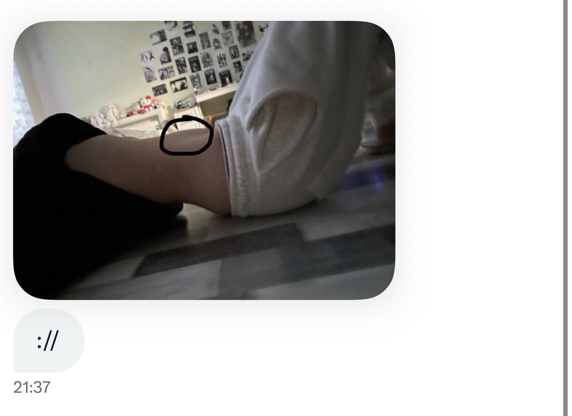 Ash | mourning megumi tweet media