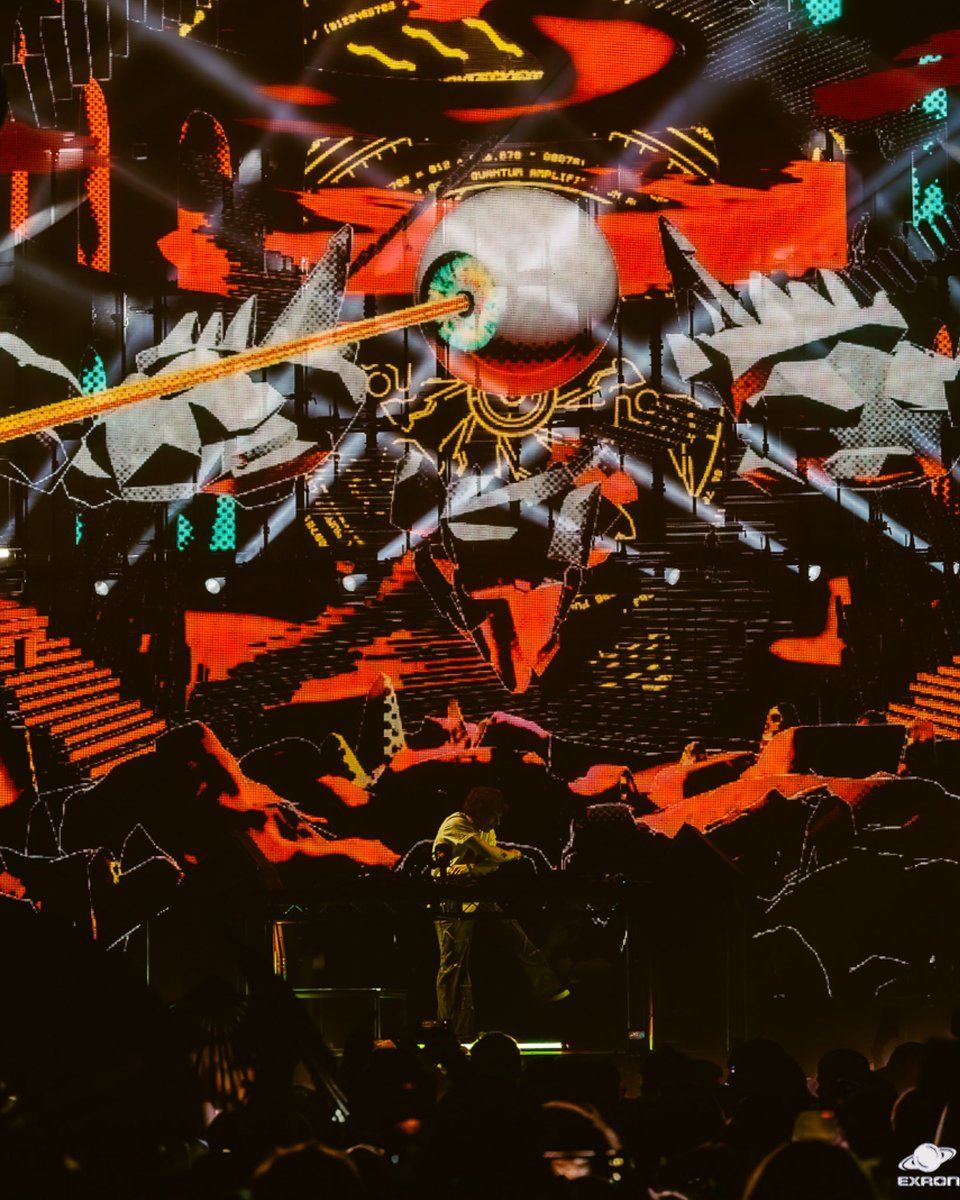 Neil_Bayless's tweet photo. Subtronics Fibonacci Tour at Brooklyn Storehouse👁️ #subtronics #dubstep #edmphotography #nightlifephotography #concertphotography https://t.co/ES4vHtqFRo