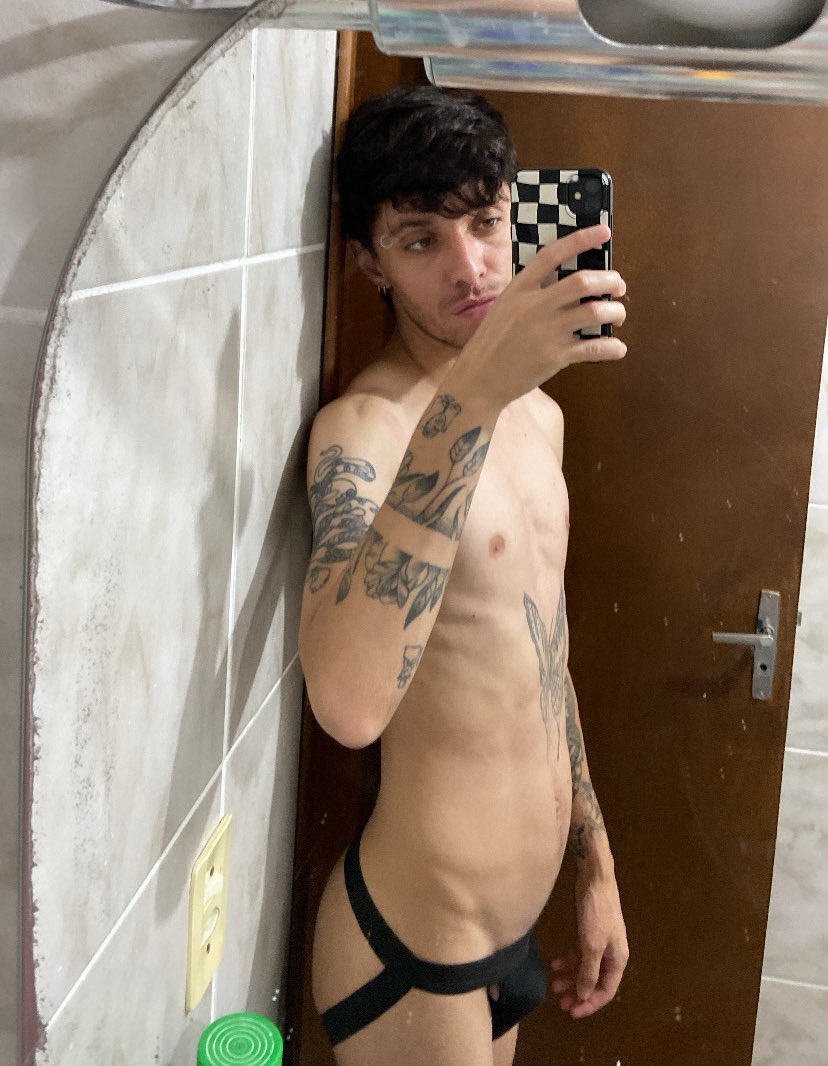 fã n°1 d Sandrone tweet media