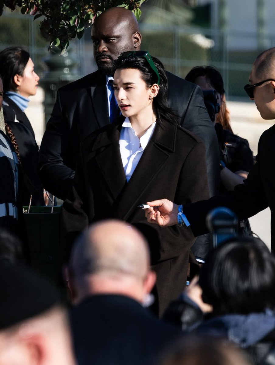 watsonyb66's tweet photo. 이정무 포토그래퍼 인스타

DIOR PRINCE HYUNJIN AT PFW
#HYUNJIN_DiorAW26 @Dior https://t.co/50E7XC2ul4