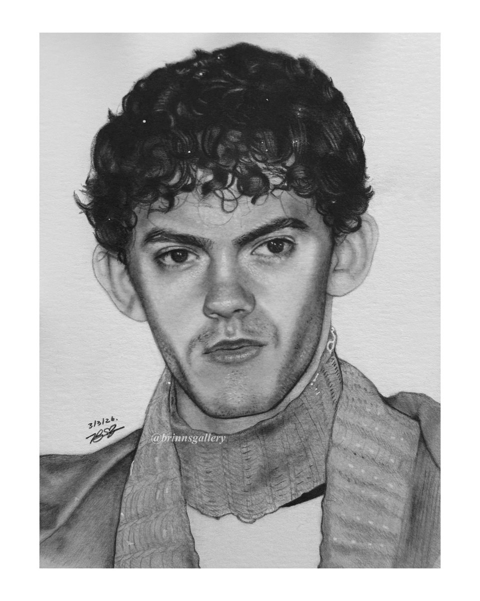 Quick little drawing of our Emmy winner Joe Locke. So so deserved! 🩷👏🏻🥹
•
•
#joelocke #graphiteportrait #art