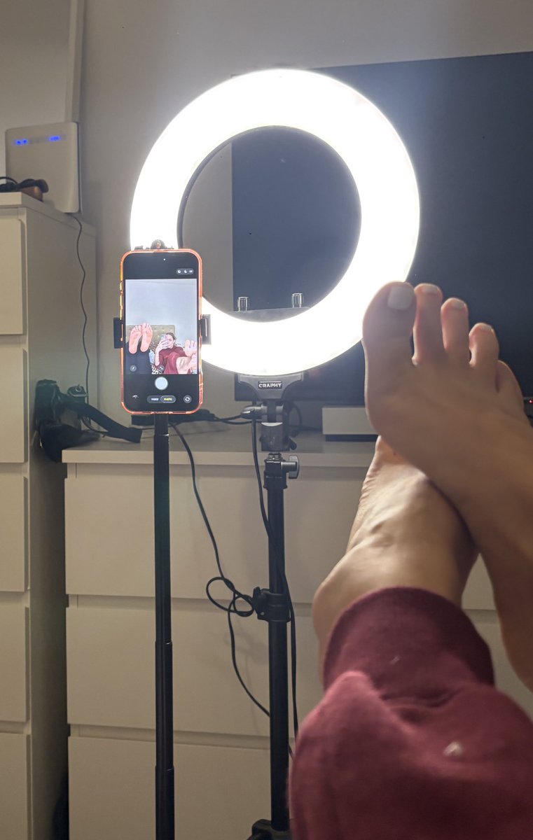 Doing double calls with <a href="/TreasureFindomm/">Treasure👸🏻</a> tonight 🫣

I know you little losers have been itching to see us on video together so come and get the opportunity before you miss it 🌀🐷