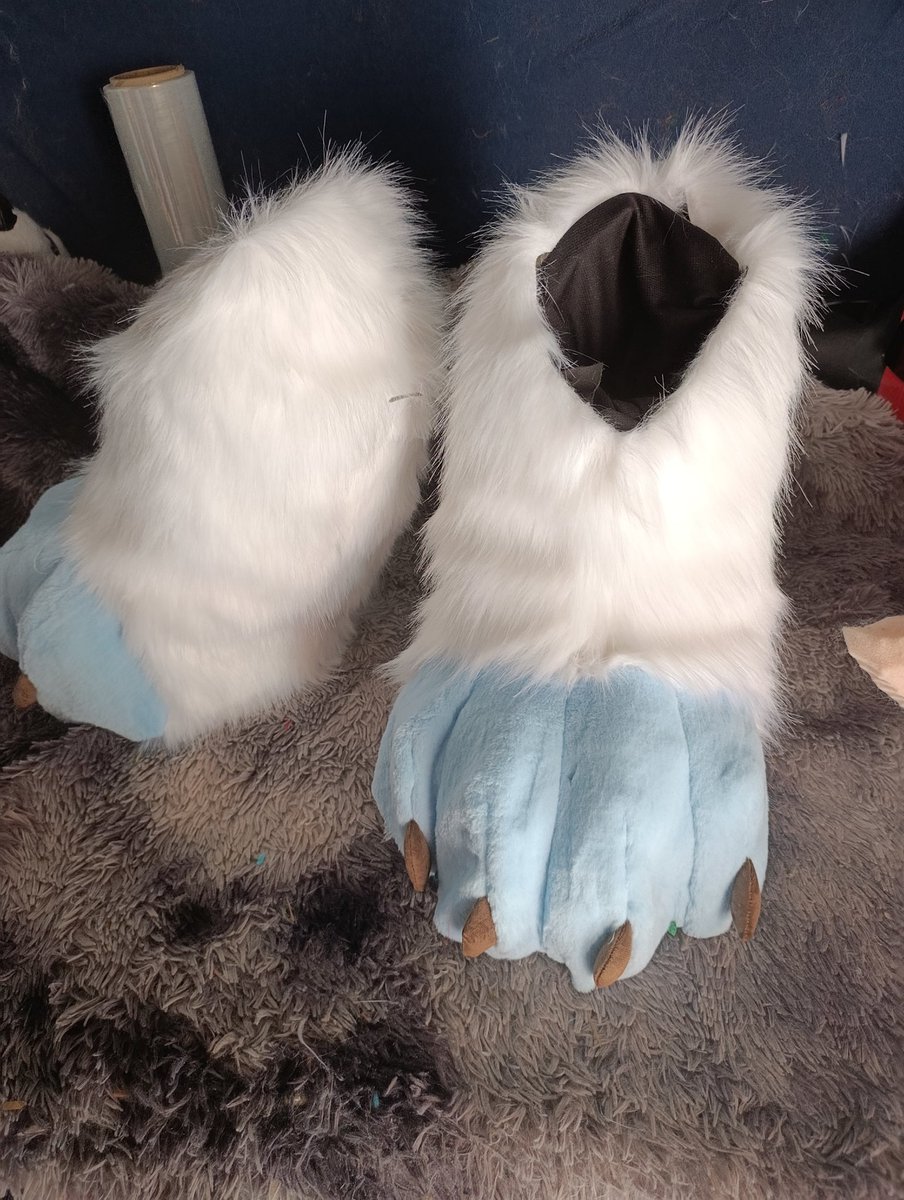 Snuggles fursuits tweet media