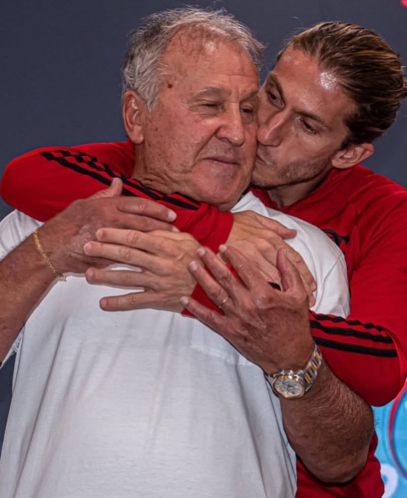 eu tinha segurado o choro desde que soube da demissão do filipe, mas essa foto aqui que ele postou no ig acabou comigo pqp