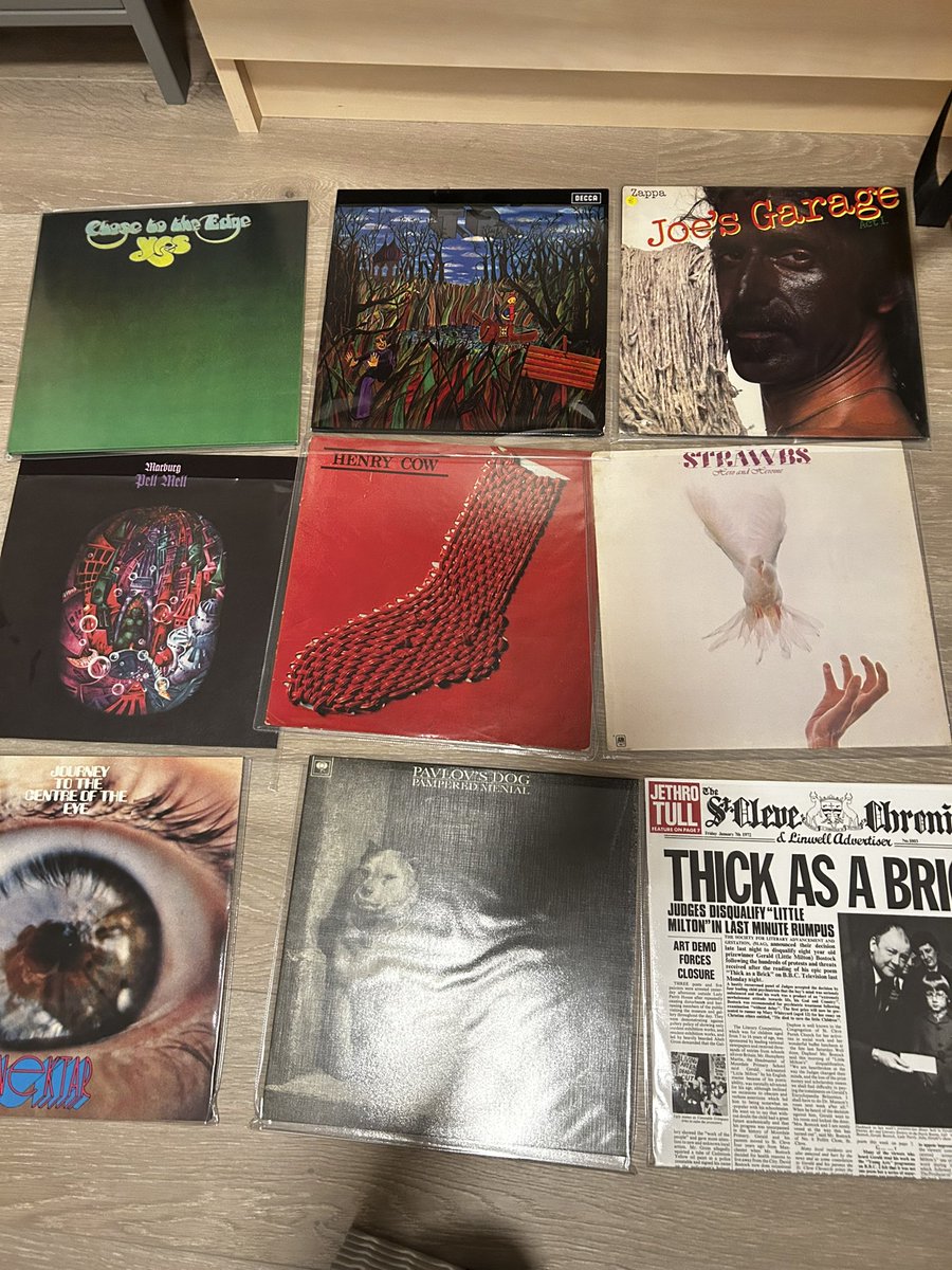 Cennty2's tweet photo. My records!!! sans two secret ones and one "dupe" https://t.co/aNYz1oXg5a