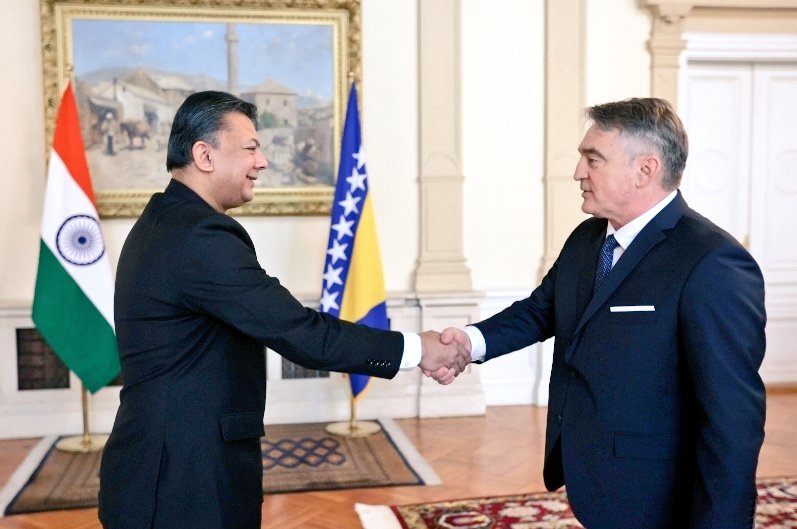 India in Hungary tweet media