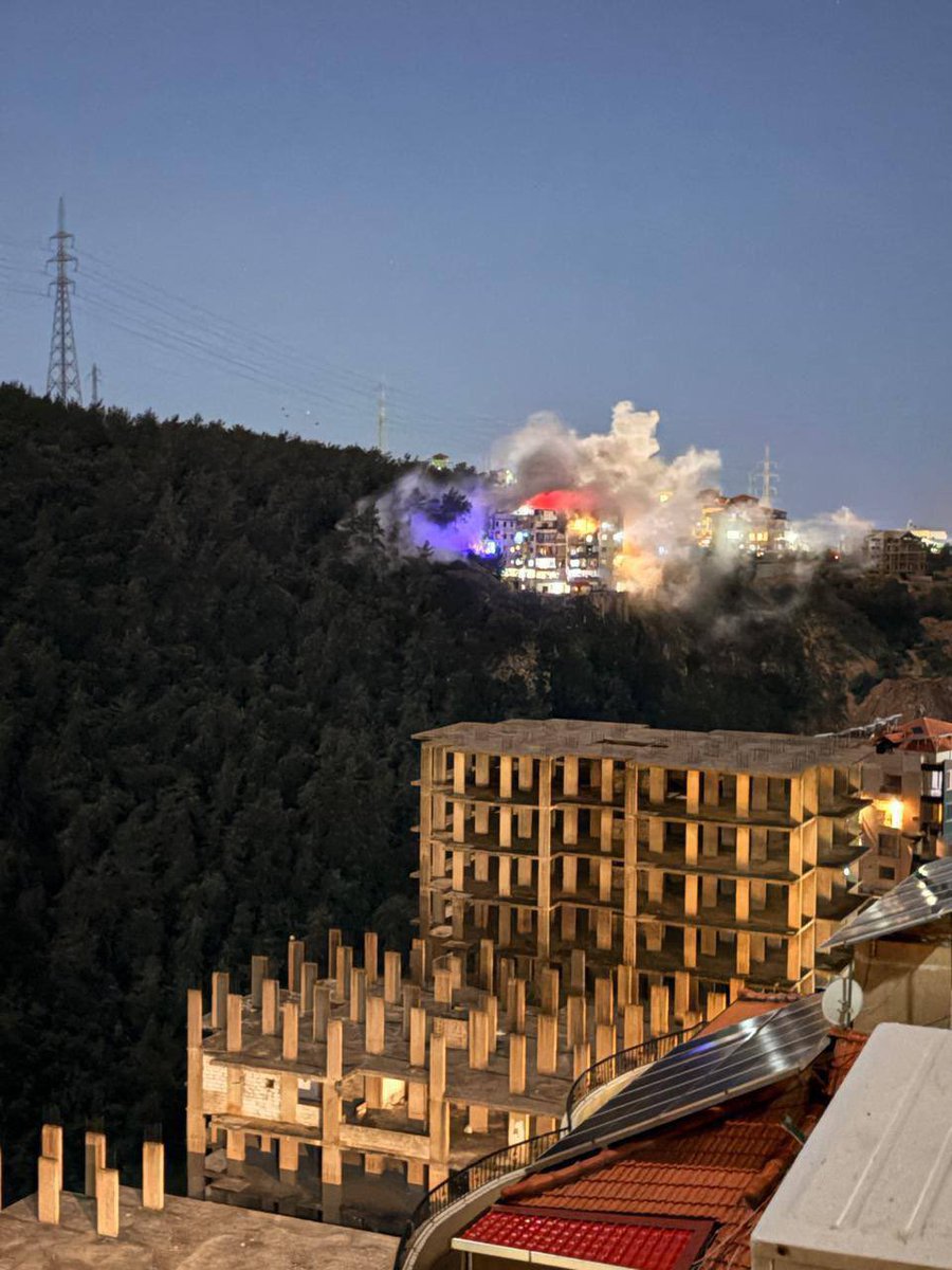 Israeli airstrike on Aramoun