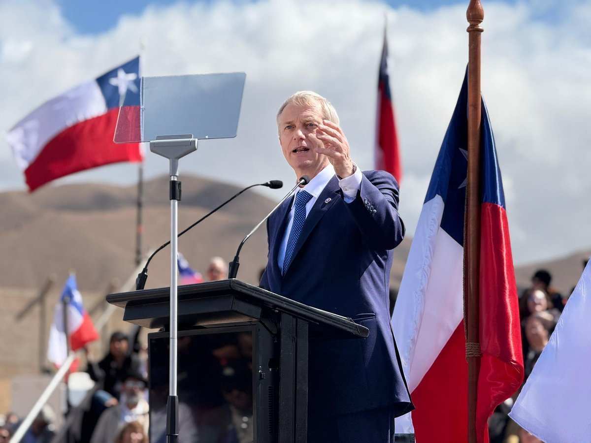 Hoy José Antonio Kast dejó algo absolutamente claro: el debate político en Chile ya no se va a jugar bajo las reglas ni al ritmo del Frente Amplio o el PC como ocurría en los tiempos de Sebastián Piñera.

Se acabó la política de la tibieza, de las concesiones unilaterales y de