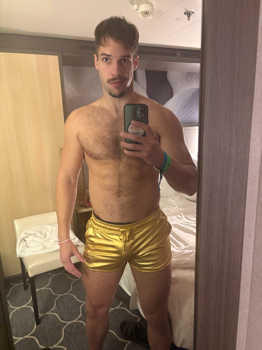 Arno Antino (140k) Europe april 8th to 1st may tweet media