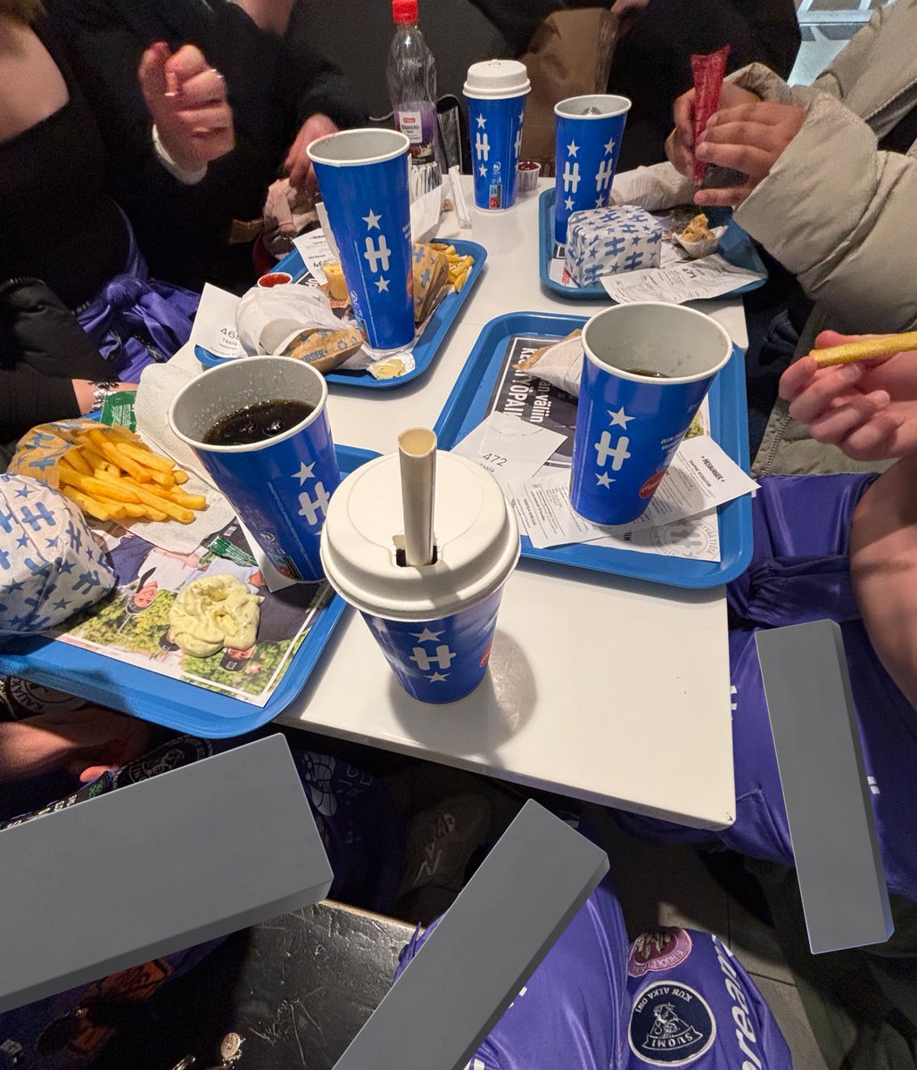 sanni ⌖ tweet media