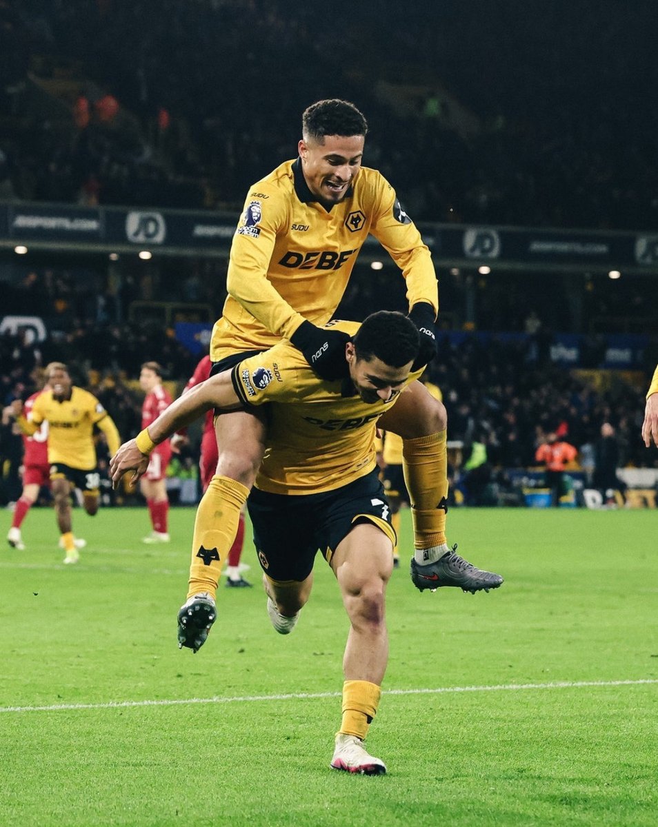 Bren ︎︎︎︎◣ ◢ tweet media