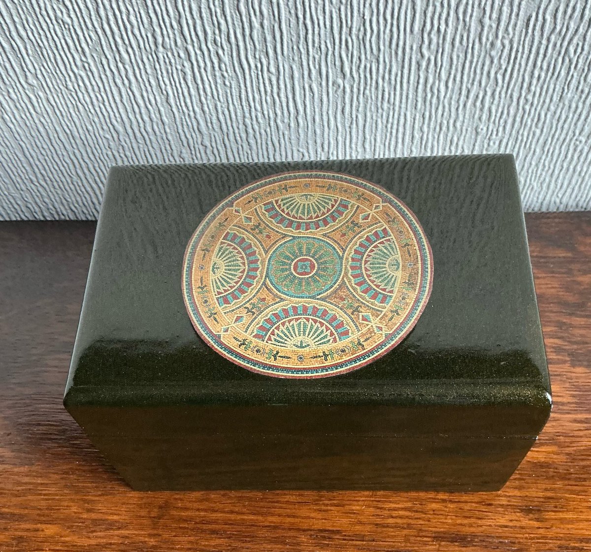 Boxes again a spalted beech box followed my first attempt at Japanese black lacquer &amp; bronze powder (couldn’t afford gold) Decoupage  box only made a prototype &amp; then this, 
It’s easier &amp; quicker to carve one 🙄 think I’ve covered them all now 😀