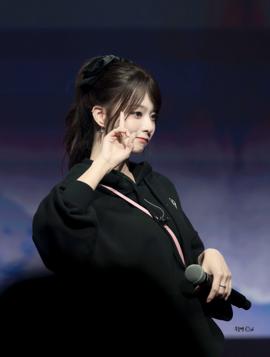 우슴벨 tweet media