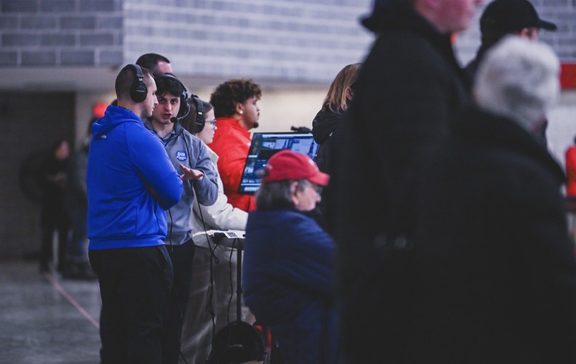 Liam Sample PxP tweet media