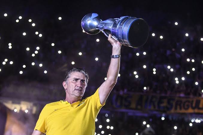 pablog1889's tweet photo. Coudet es el idolo de los boludos. https://t.co/ryAjsG4zrp