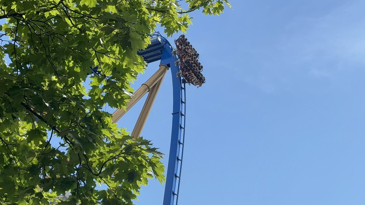 Roller Coaster Maniac tweet media