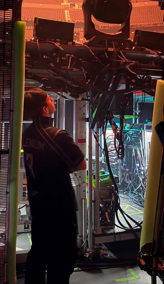 Kaitlyn ツ tweet media