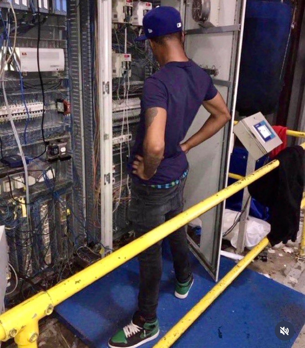 Kaitlyn ツ tweet media