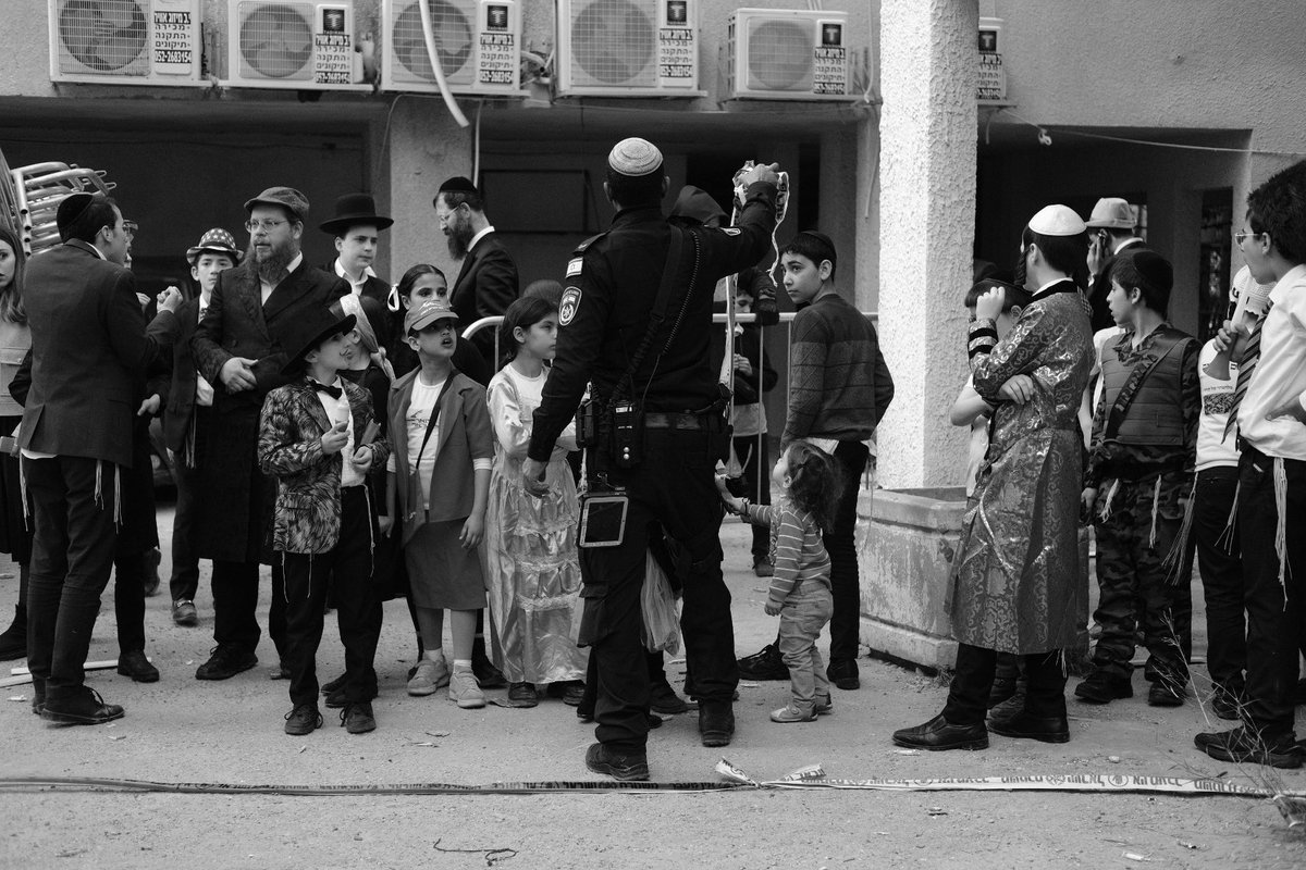 Experience Humans tweet media