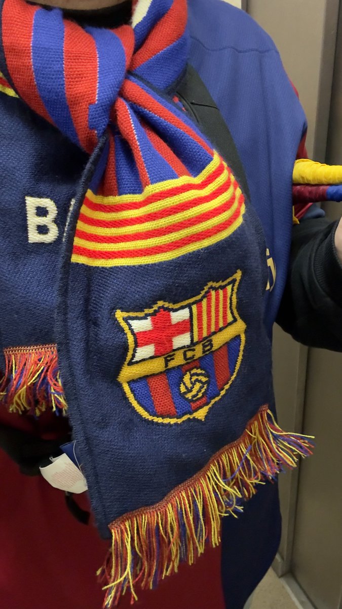 sergioguri00's tweet photo. FORÇA BARÇA MAI CAMINARÀS SOL 💙❤️ https://t.co/PWJgI4guvu