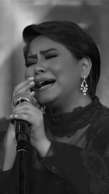 كل يوم صورة لشيرين لحد ماترجع tweet media