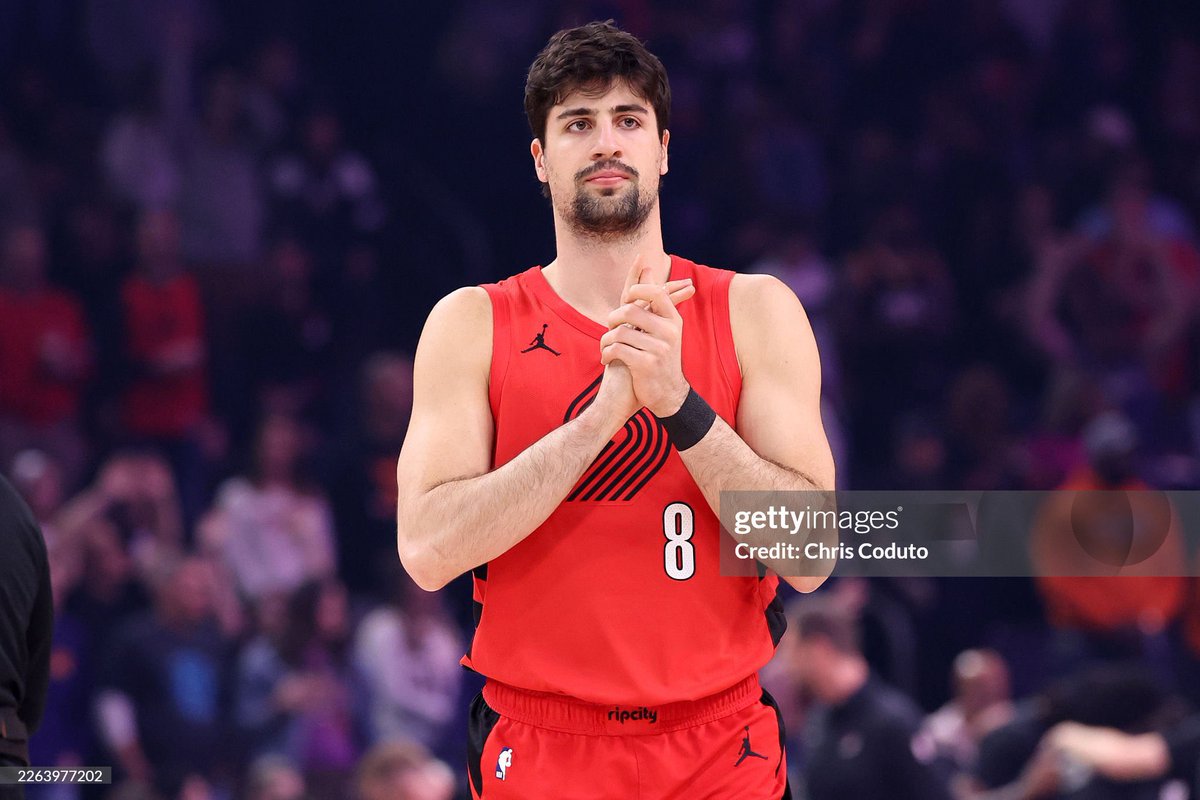 This past NBA All Star wknd was a special one
Deni Avdija became an NBA All-Star representing Israel 🇮🇱 on the biggest stage in basketball
At the same game, Spike Lee sat courtside wearing Palestinian symbols.

Exactly one week later, I acquired Deni’s game-worn jersey from the