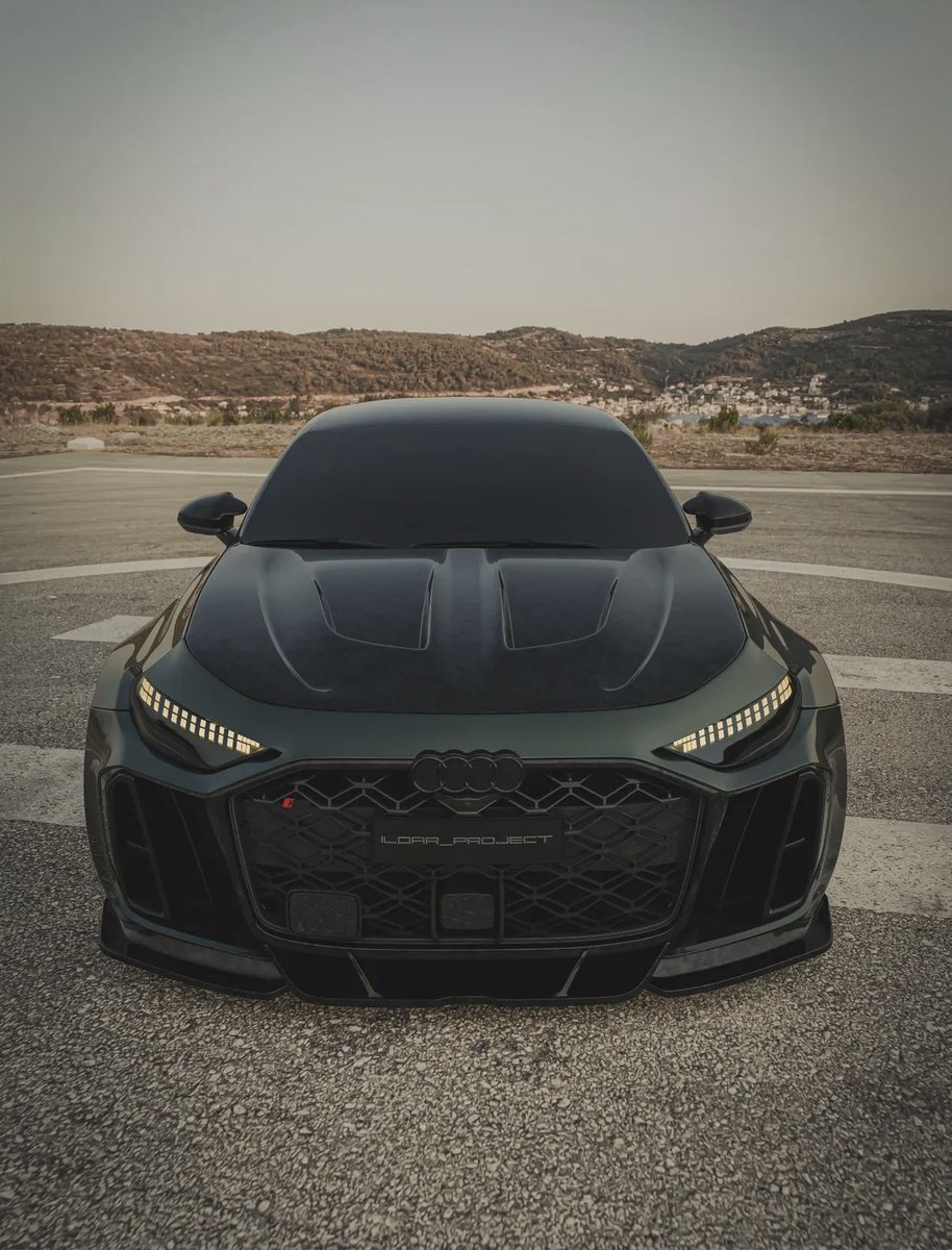 LuxuryCars365's tweet photo. Audi RS5 ♠️ https://t.co/QF6hTYBJ3d