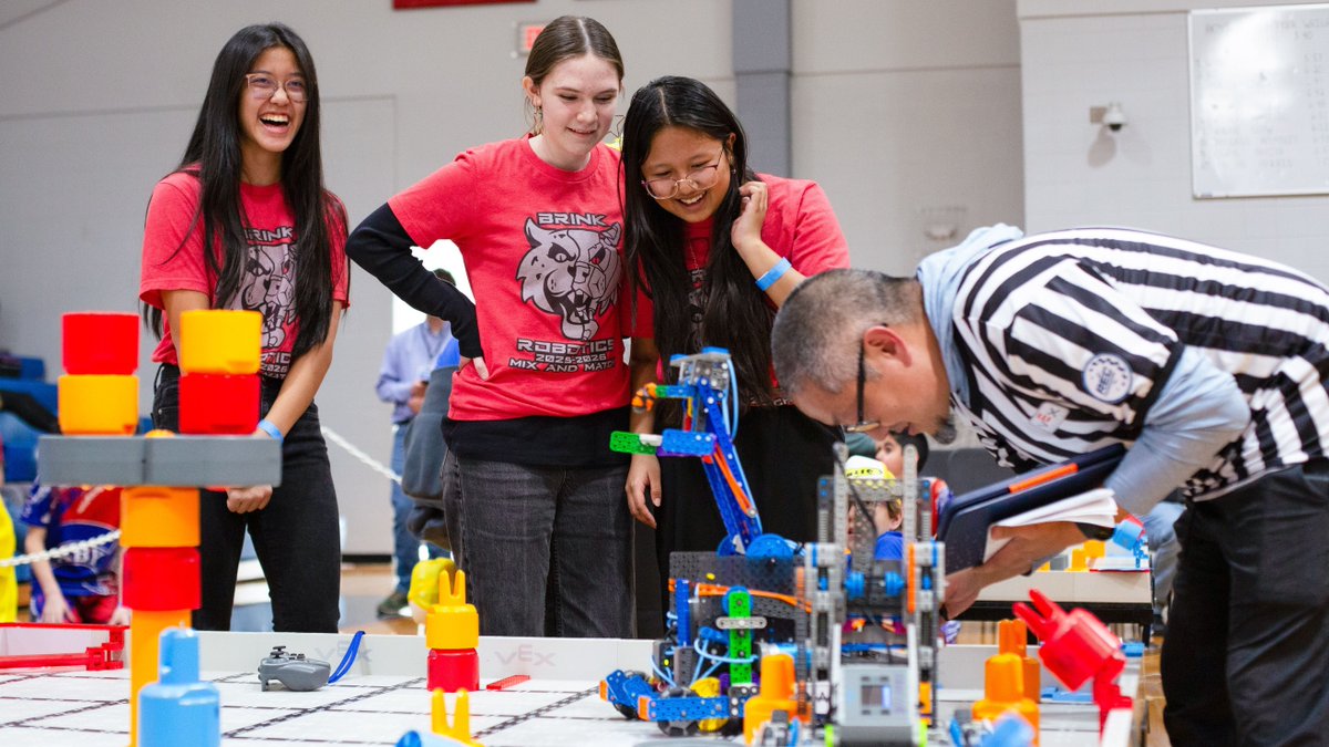 VEX Robotics tweet media