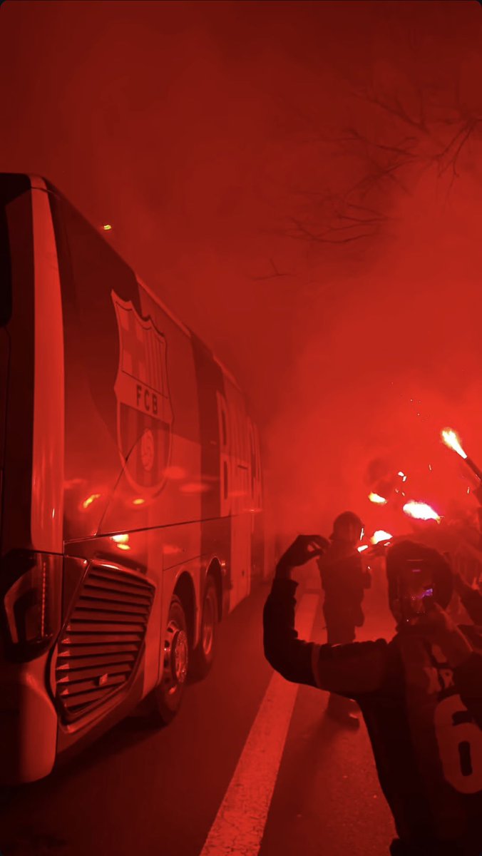 L’afició de Barça, la de veritat, la dels joves i la que viatja per Espanya i per Europa està molt infravalorada.
Valorem-la i donem el valor que li toca.

Avui no li podem demanar res més a l’equip, gràcies per fer-nos creure.
A per més! 💙❤️