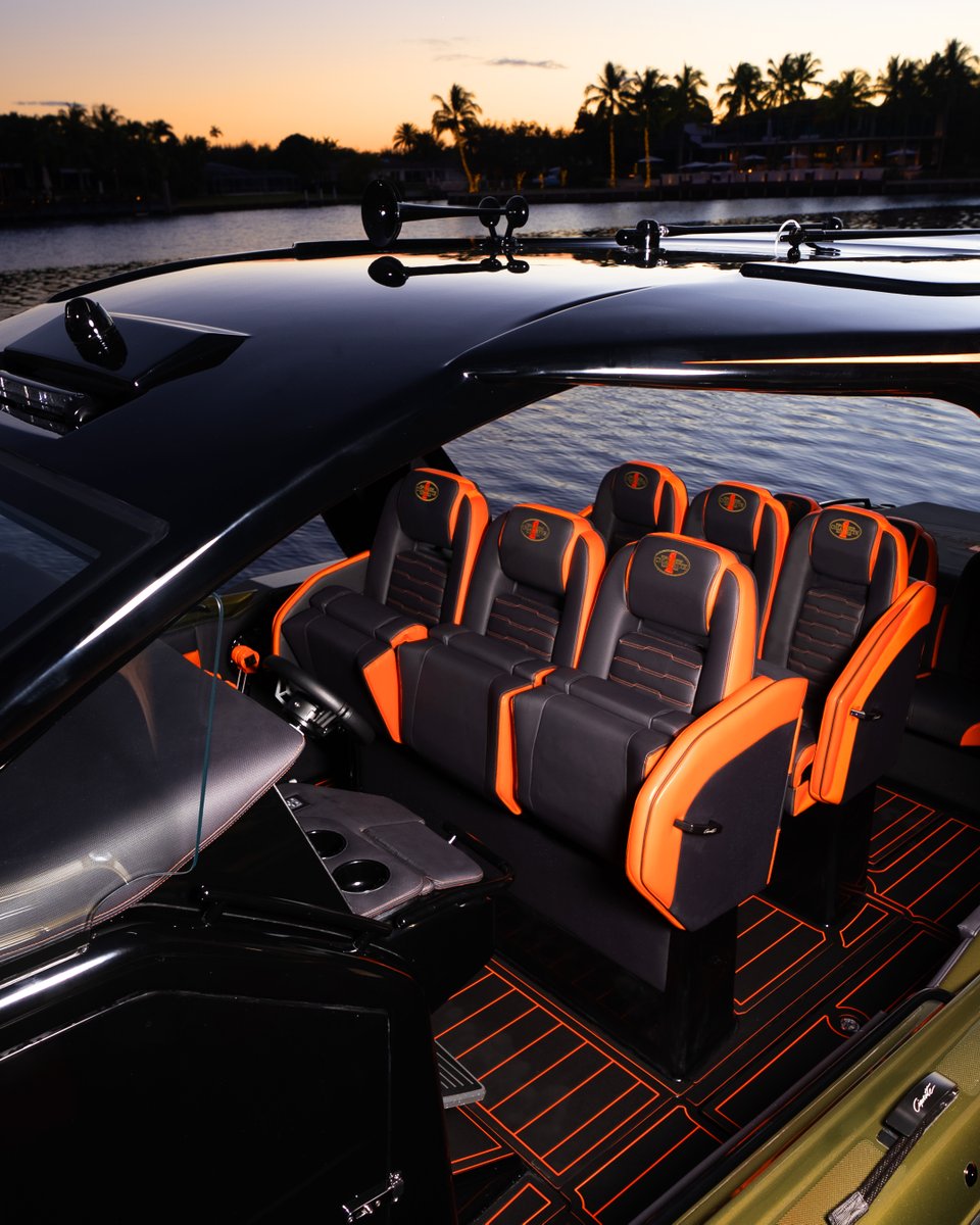 Cigarette Racing Team tweet media