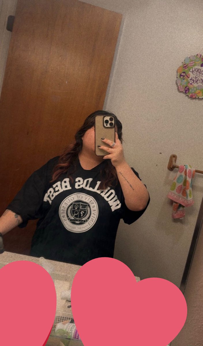 Khassie 🤍 tweet media