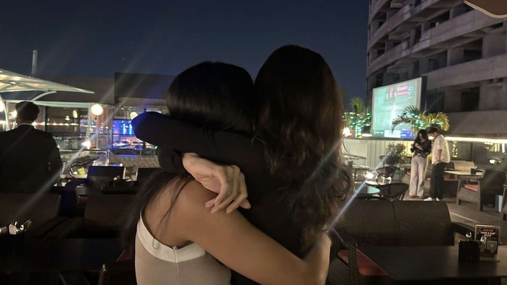 heejin 🍇 tweet media