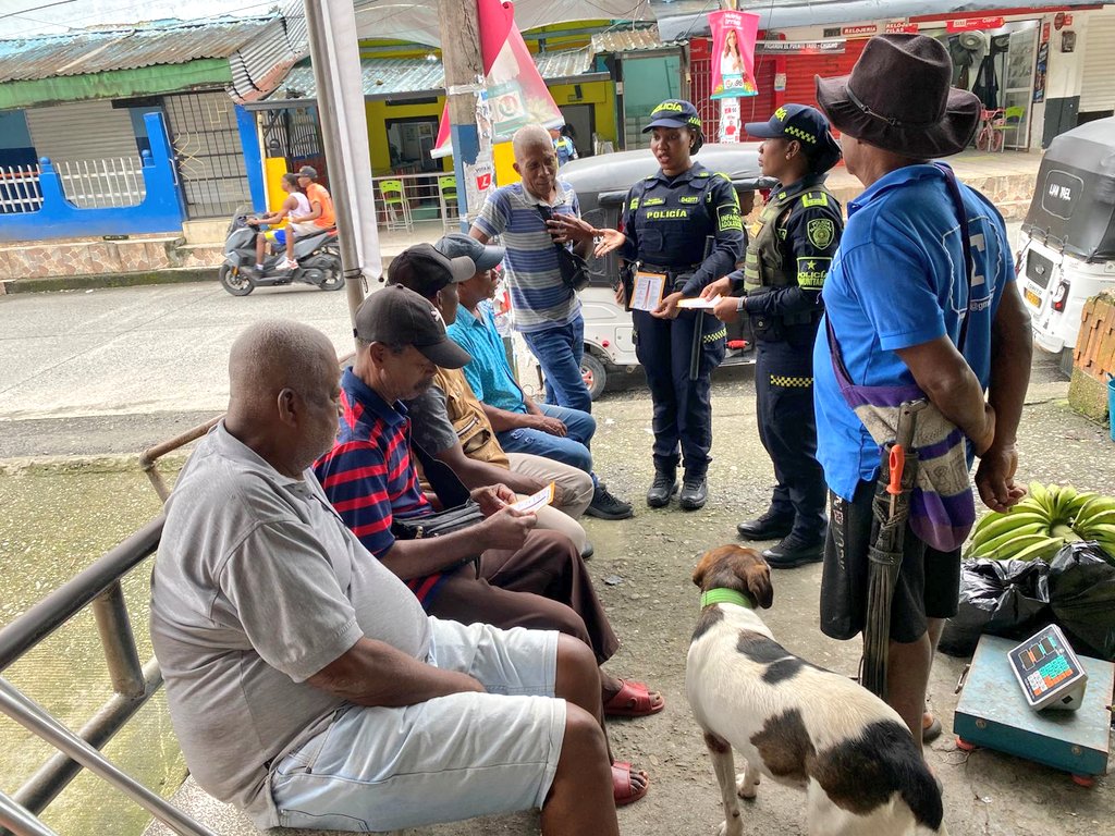 👮‍♀️👨‍👩‍👧‍👦 #Prevención | En Tadó, realizamos  jornadas de sensibilización sobre abuso sexual y violencia de género, promoviendo la campaña “Familia, el nido donde aprendemos a amar y proteger a nuestros niños niñas y adolescentes <a href="/ProteccionPonal/">Policía de Protección y Servicios Especiales</a>