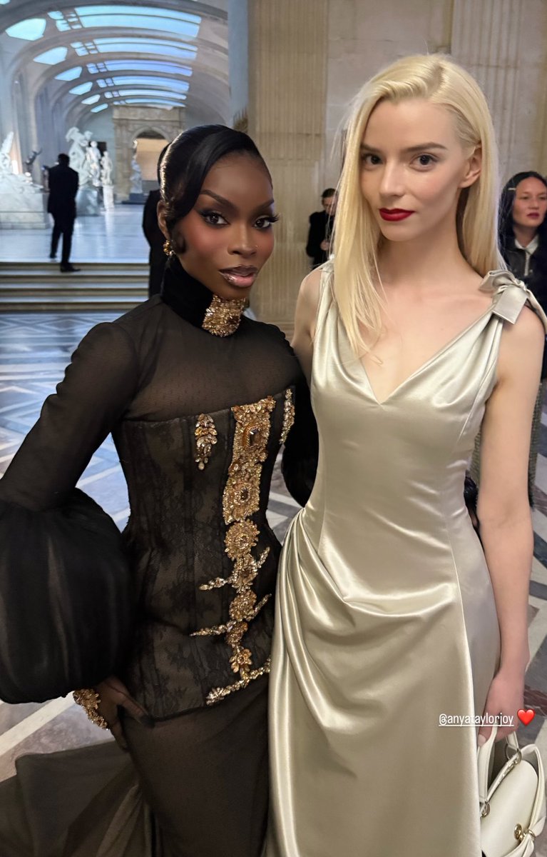 OH THIS CROSSOVER?? OLANDRIA AND ANYA TAYLOR-JOY!!!