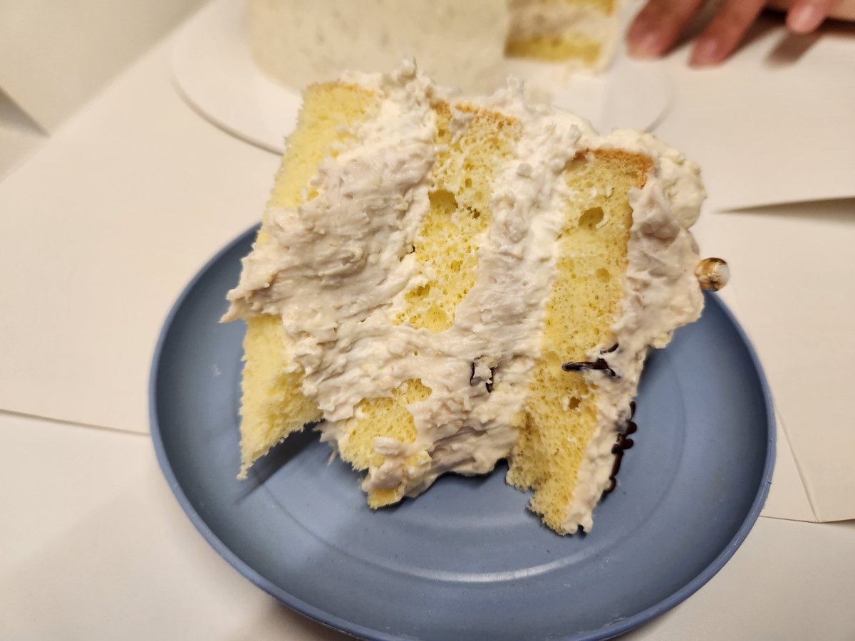 Kenneth Huang tweet media