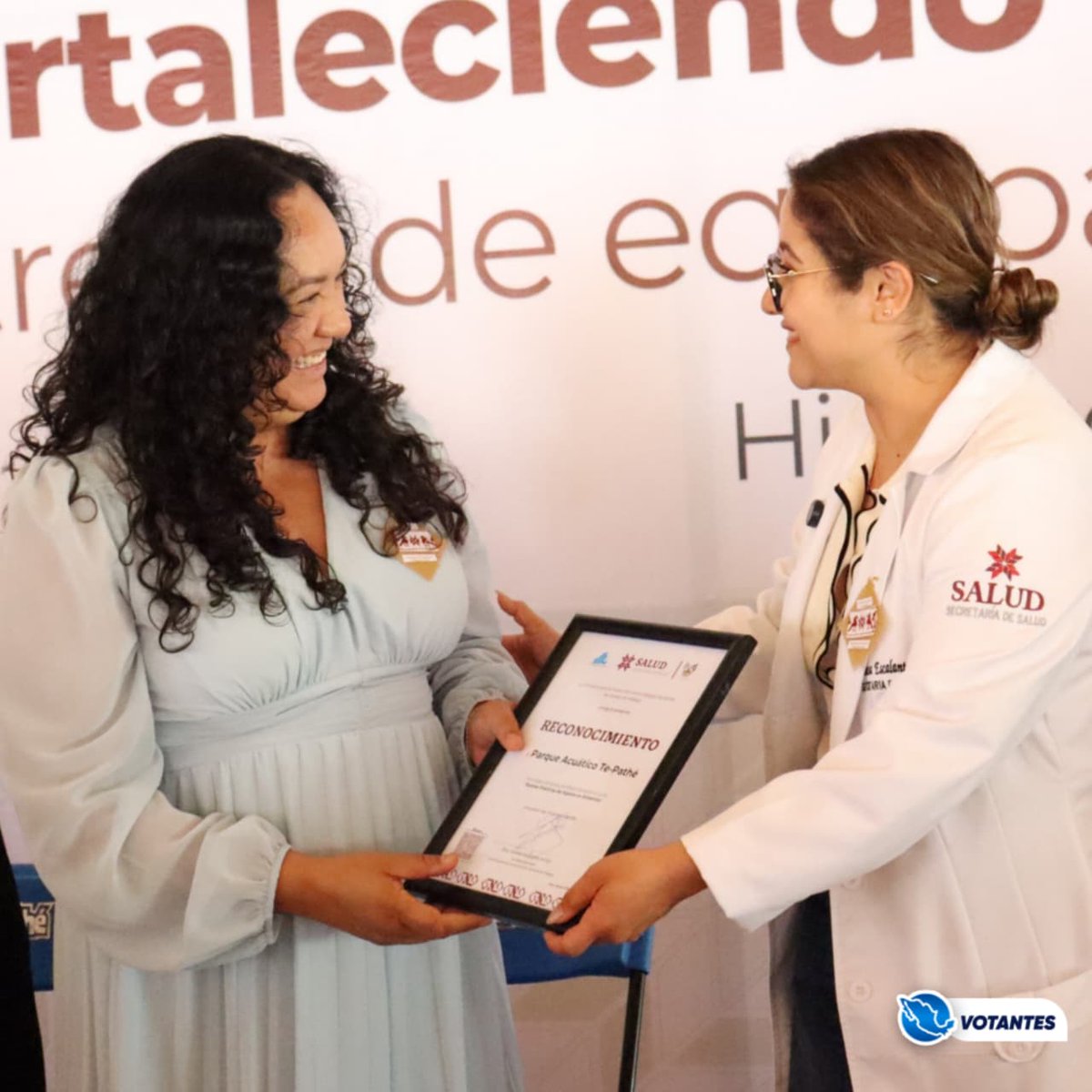 ¡Hidalgo [<a href="/gobiernohidalgo/">Gobierno Hidalgo</a>] refuerza combate a dengue, zika y chikungunya!

El gobernador Julio Menchaca [<a href="/juliomenchaca_/">Julio Menchaca</a>], la Secretaría de Salud [<a href="/Salud_Hidalgo/">Secretaría de Salud del Estado de Hidalgo</a>] fortaleció el control de enfermedades transmitidas por vector con nuevo equipamiento y una unidad móvil para ampliar