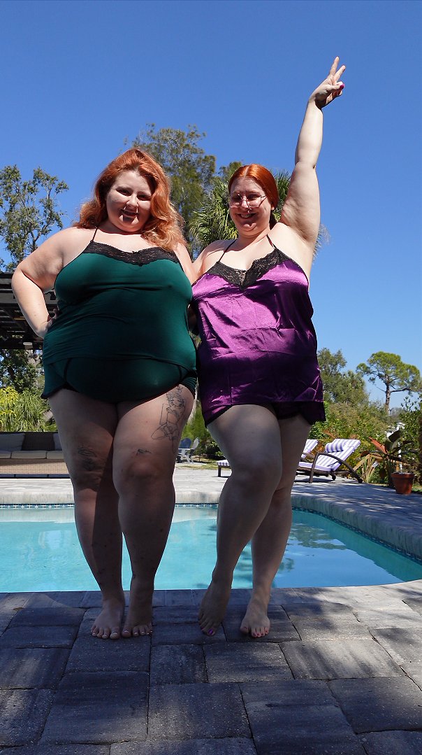 EmberSweets tweet media