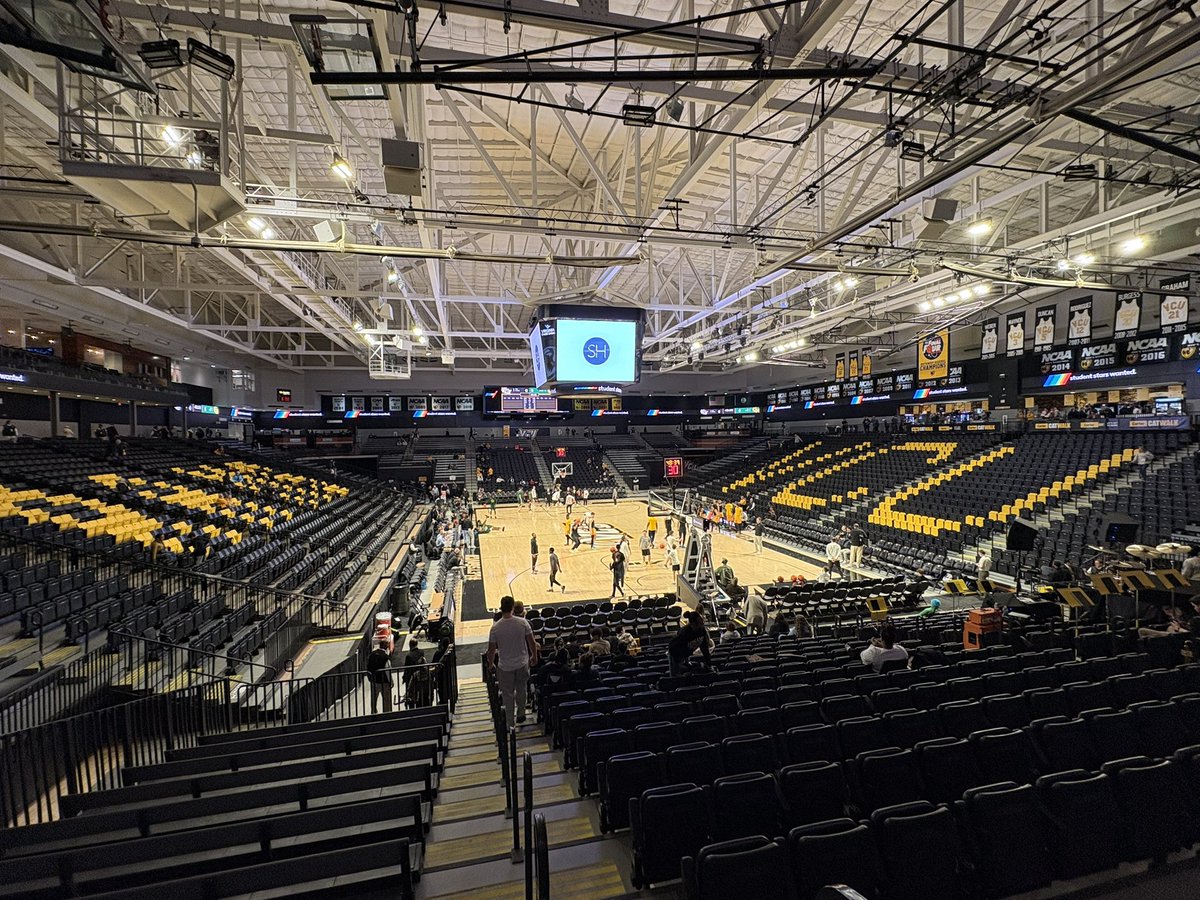 MekhiWilsonpro2's tweet image. GEORGE MASON (22-7, 10-6) 
VCU (22-7, 13-3)  
VCU looks to keep their bubble hopes alive in their home finale.
George Mason previously beat VCU 86-80 back in January. 

LIVE from the Siegel Center  

📺 CBSSN - 7 EST 
#vcu #vcubasketball
